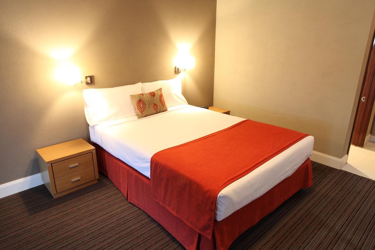 Rose & Crown Hotel Perth Quarto foto